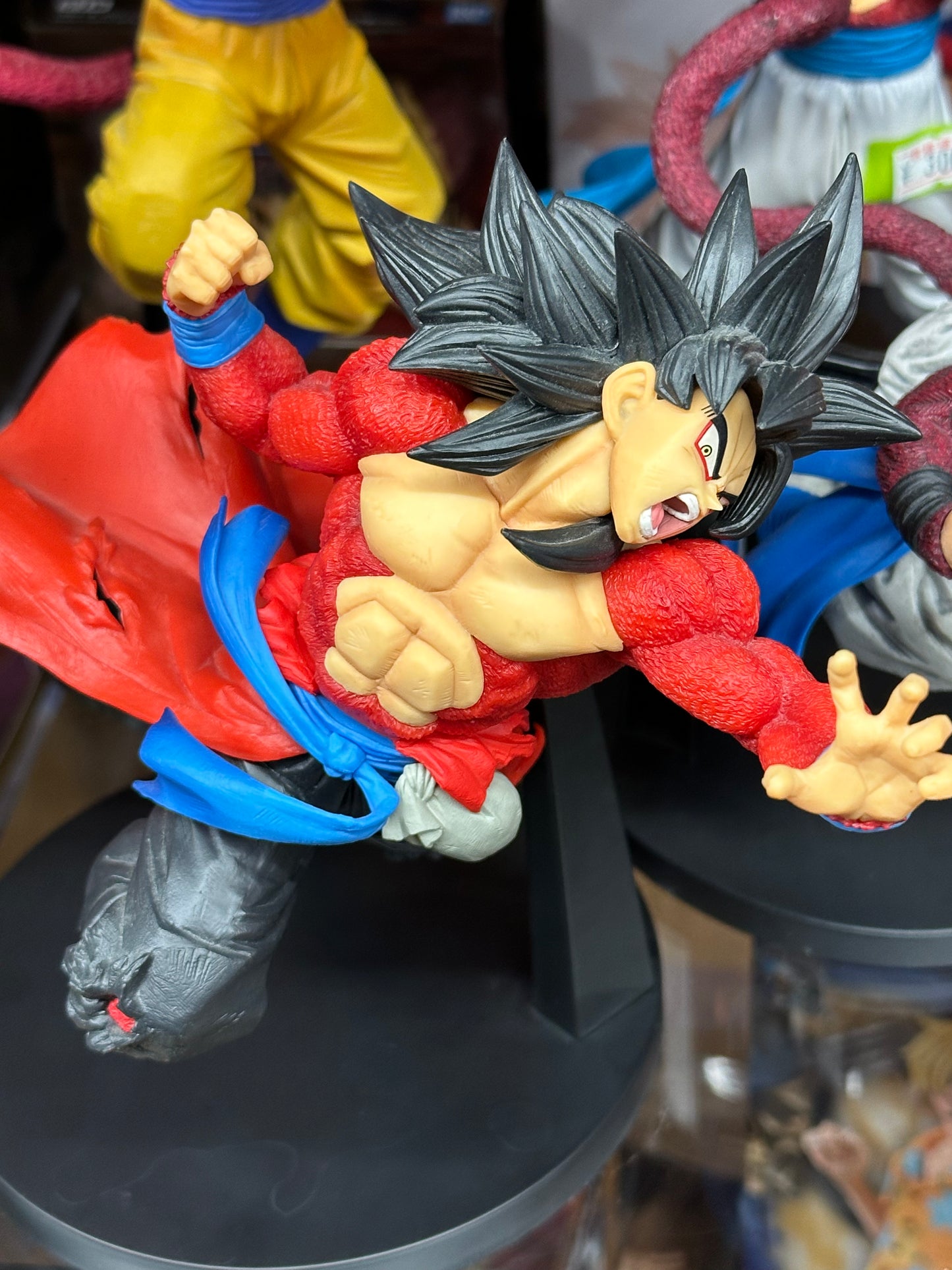 Son Goku Super Saiyan 4 Dragon Ball PVC Figure L090
