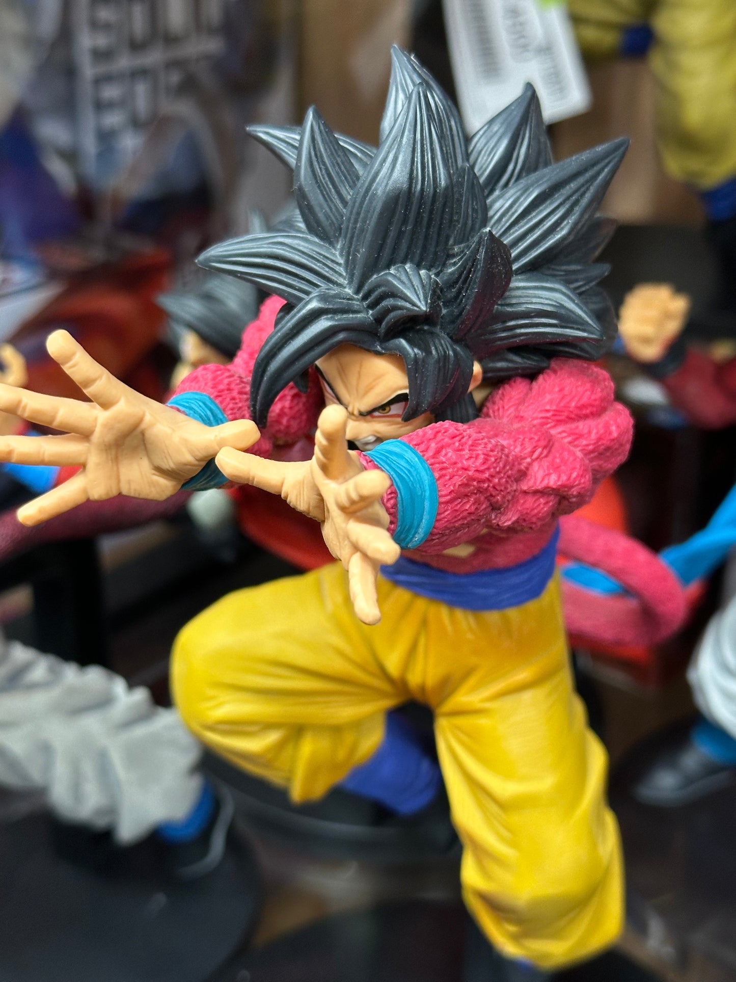 Son Goku Super Saiyan 4 Dragon Ball PVC Figure L090