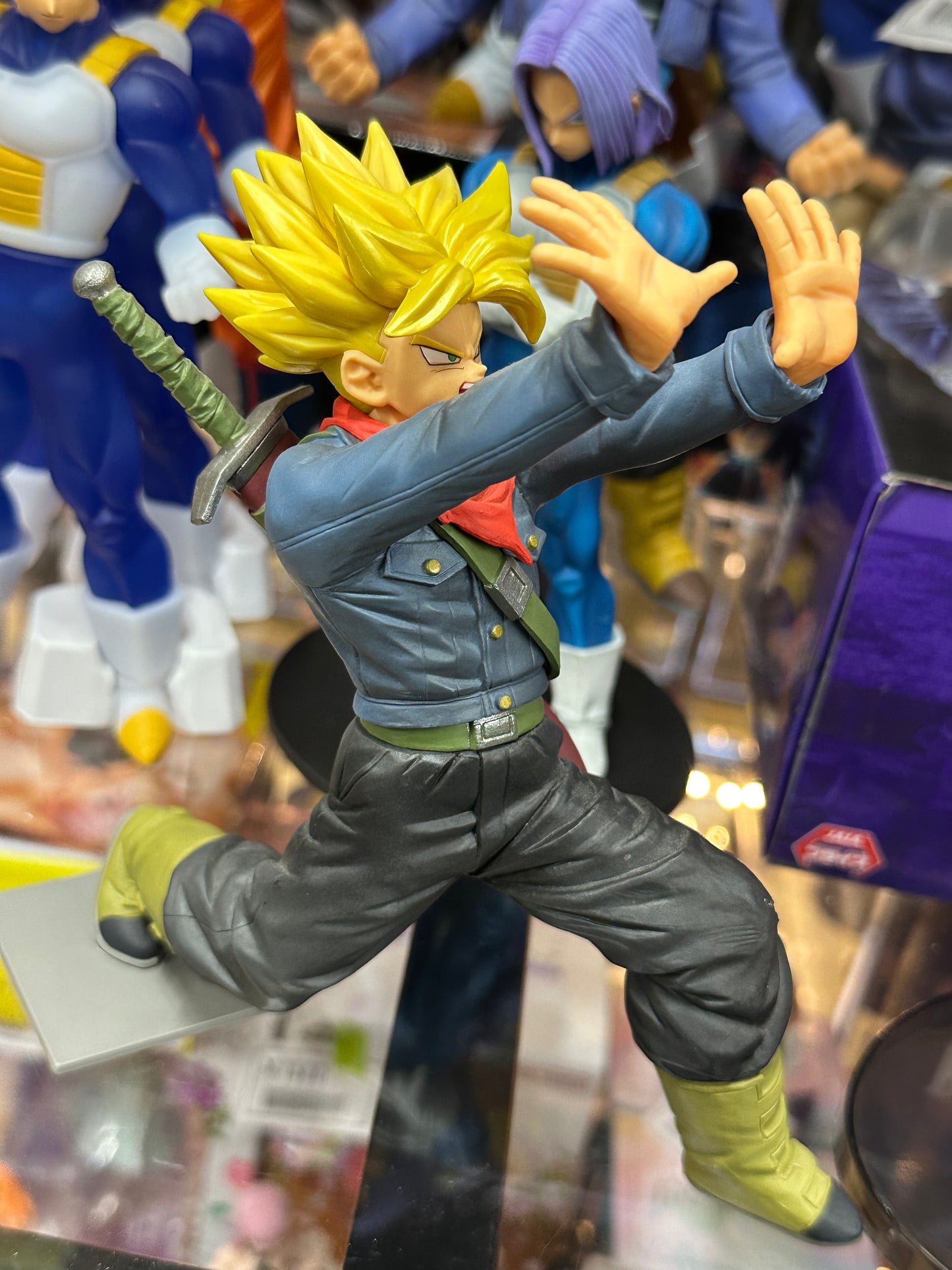 Trunks Super Saiyan Dragon Ball PVC Figure M010