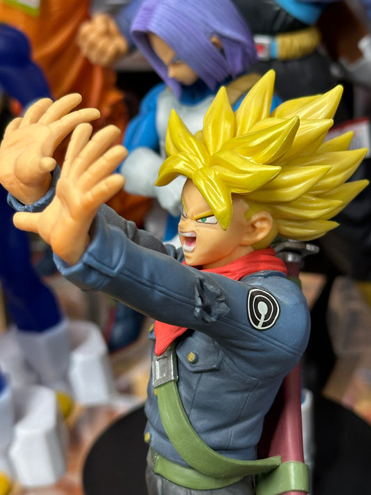 Trunks Super Saiyan Dragon Ball PVC Figure M010