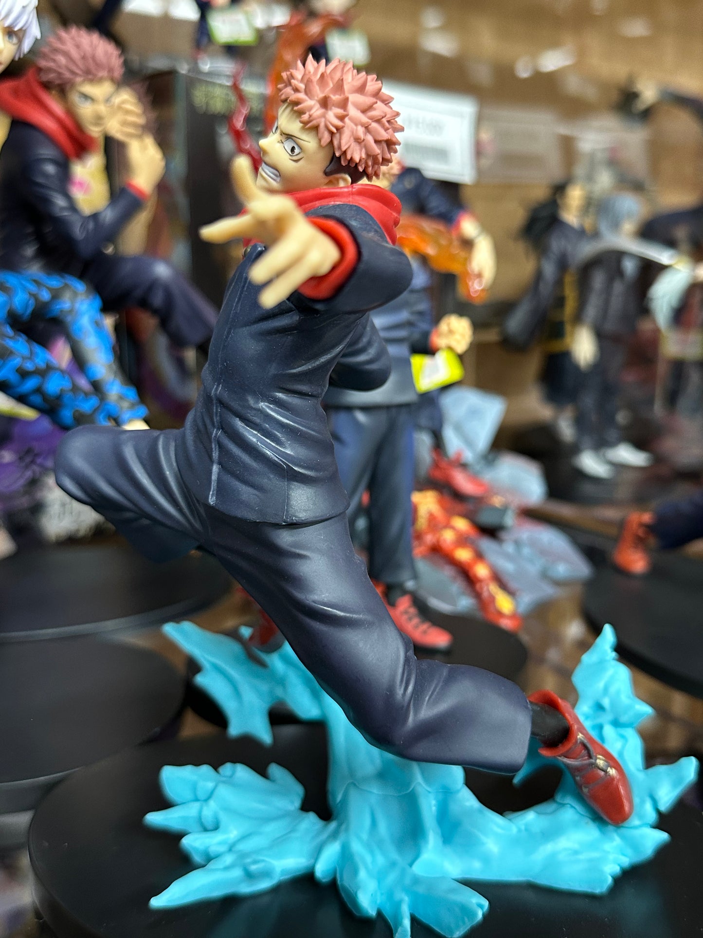 Yuji Itadori Jujutsu Kaisen PVC Figure L098